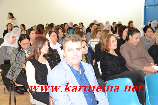 دالية الكرمل : ليهي لفيد تلقي محاضرة في المركز الثقافي
